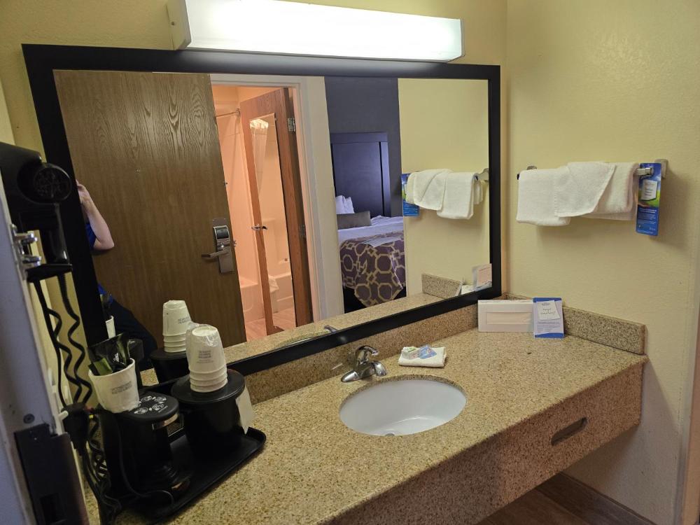 Baymont by Wyndham Janesville